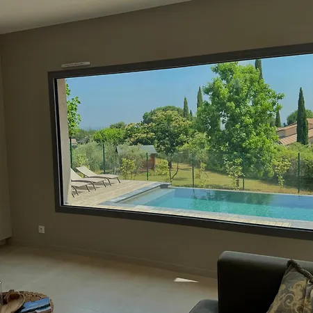Filao Avec Piscine A Debordement Willa *
